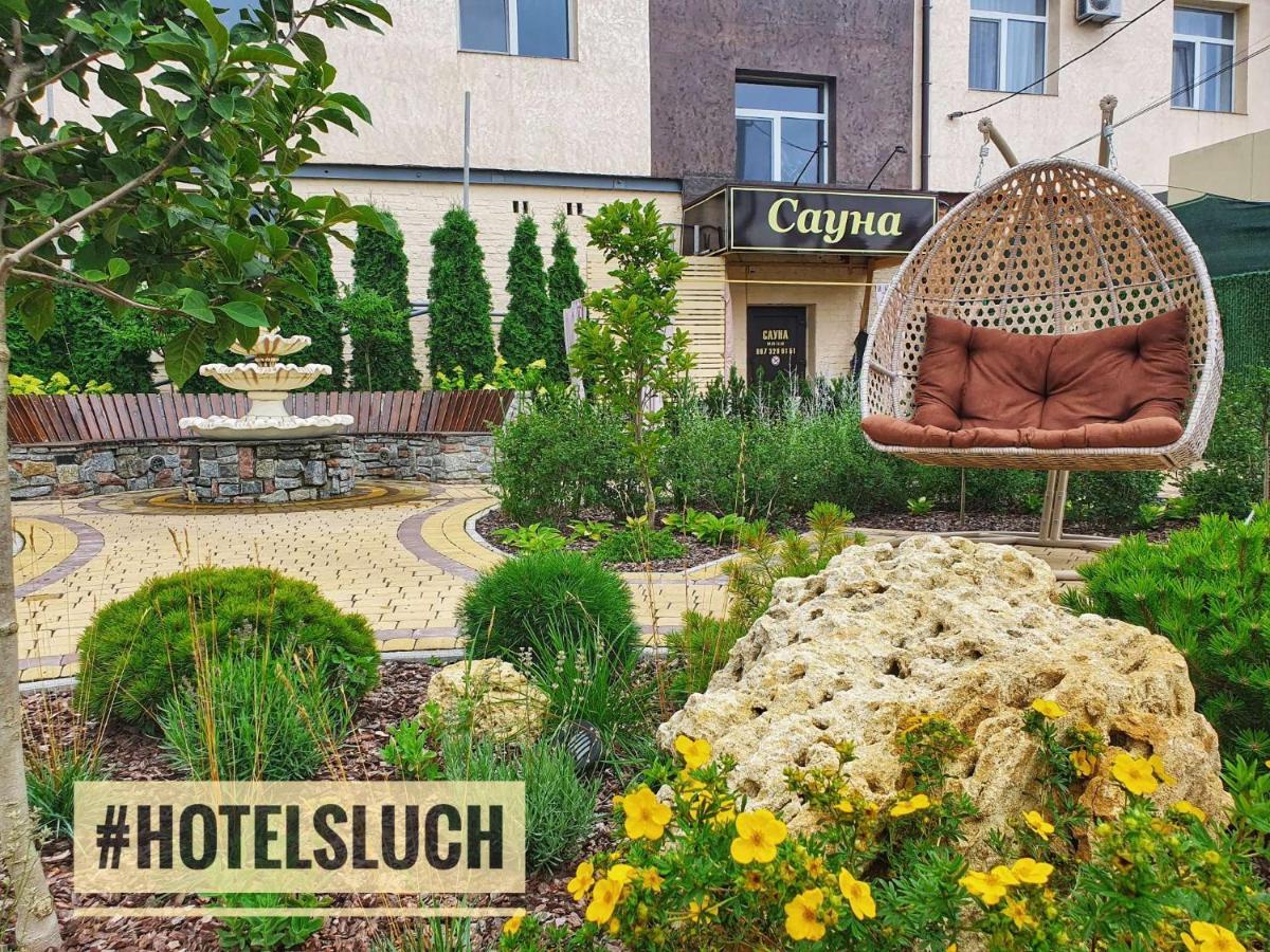 Hotel Sluch Starokostyantyniv Bagian luar foto
