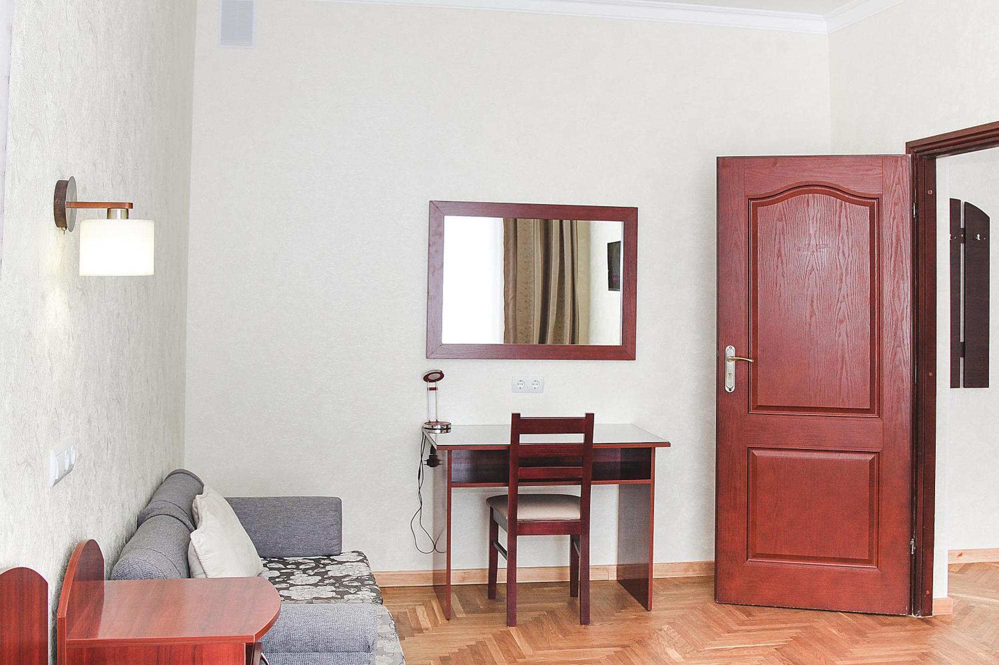 Hotel Sluch Starokostyantyniv Ruang foto
