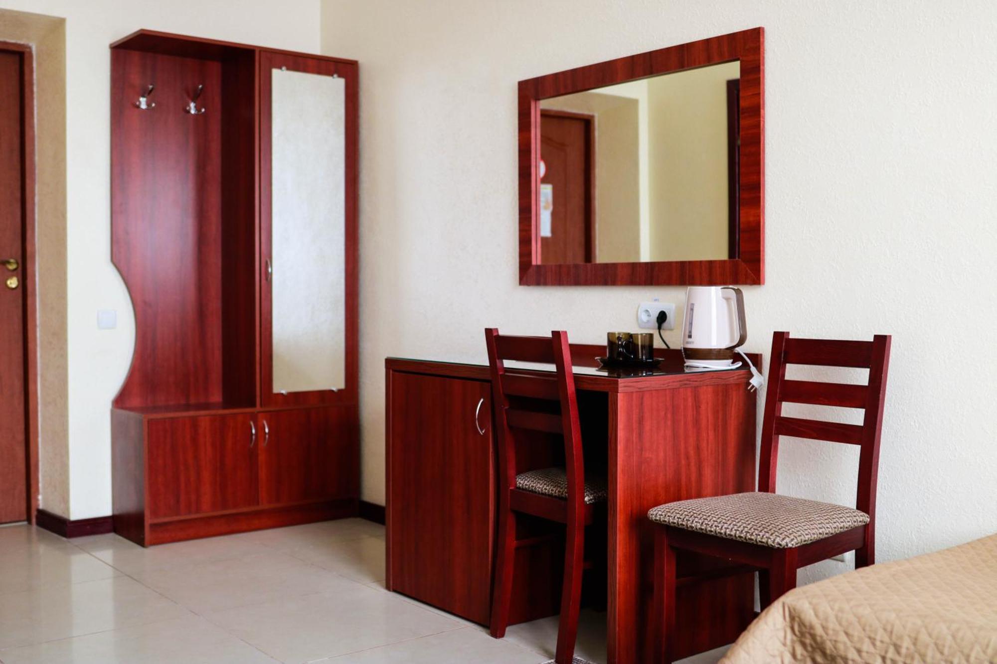 Hotel Sluch Starokostyantyniv Ruang foto