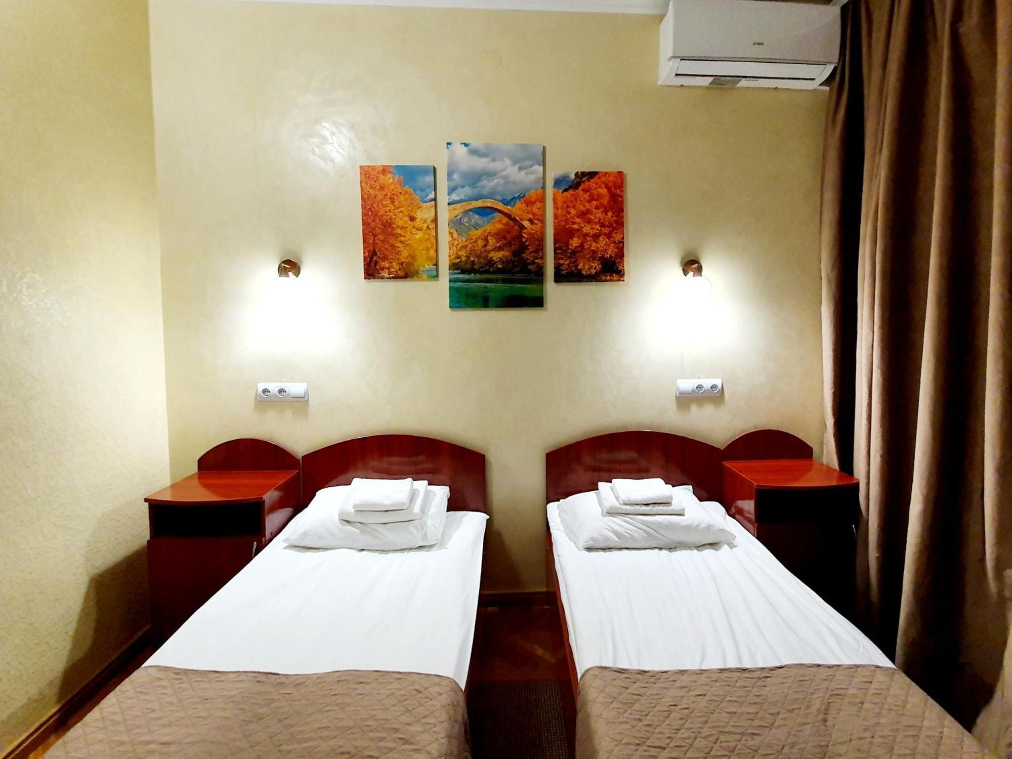 Hotel Sluch Starokostyantyniv Ruang foto